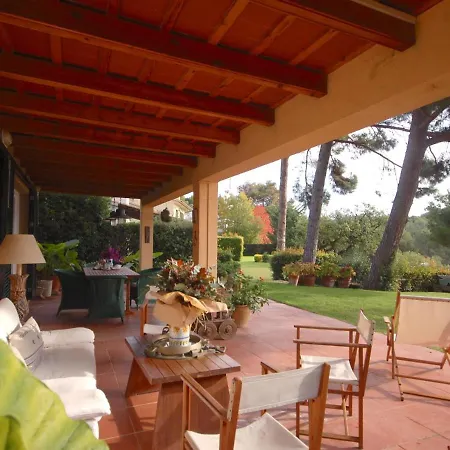 Villa Lets Holidays Lovely Garden House In Mar Menuda