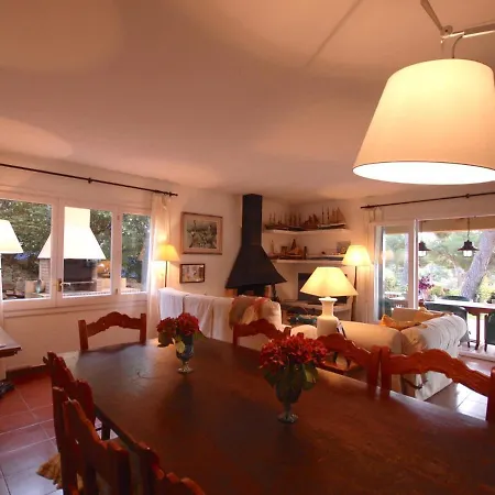 Lets Holidays Lovely Garden House In Mar Menuda Βίλα